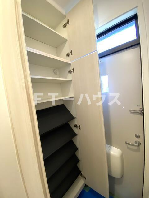 ロイヤルコート高根台の収納