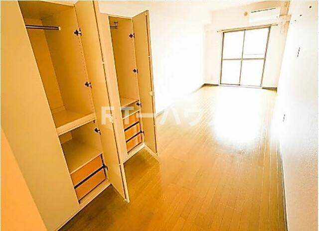ヒルサイドテラス　住居の寝室