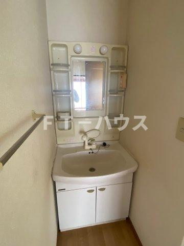 船橋市三山９丁目のアパートの洗面所
