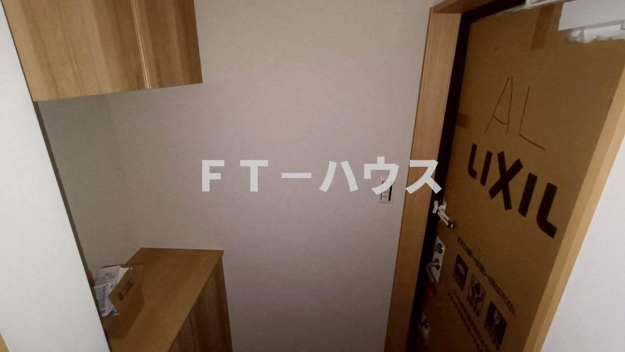 アルファリンデンの玄関