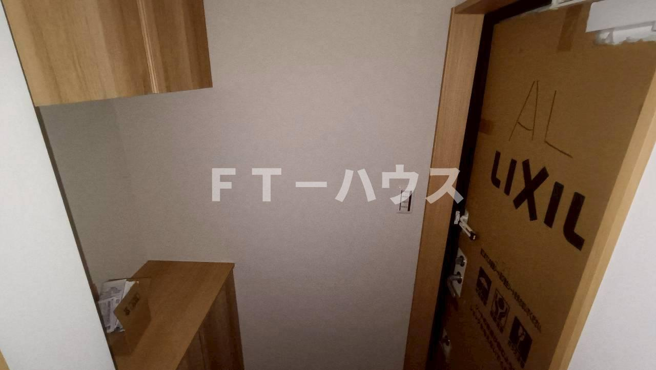 アルファリンデンの玄関
