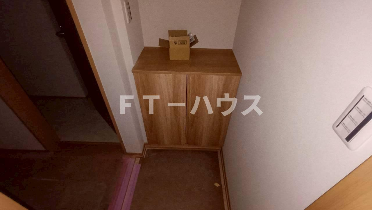アルファリンデンの収納