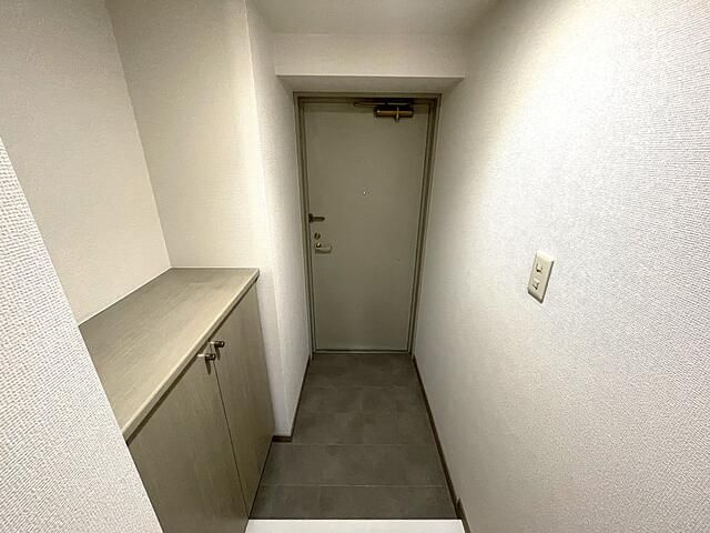 ライオンズガーデン津田沼の玄関