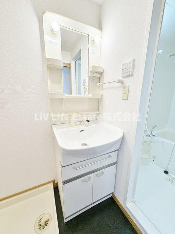 東大和市向原６丁目の賃貸マンションの洗面所