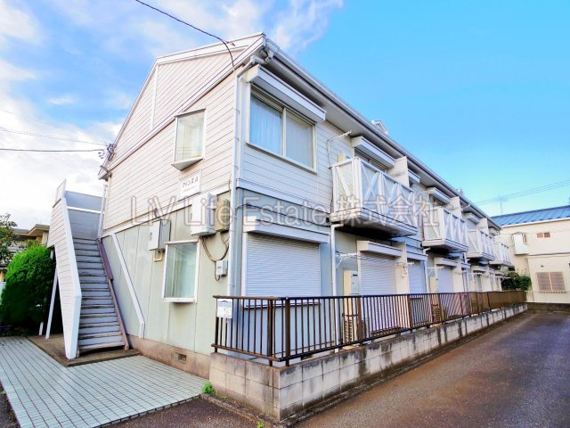 小平市鈴木町２丁目のアパート