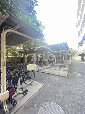 リアライズ玉出　南津守小学校区の駐車場|リアライズ玉出　駐輪場