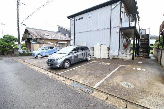 カーサ阿見の駐車場|駐車場に車を止められます