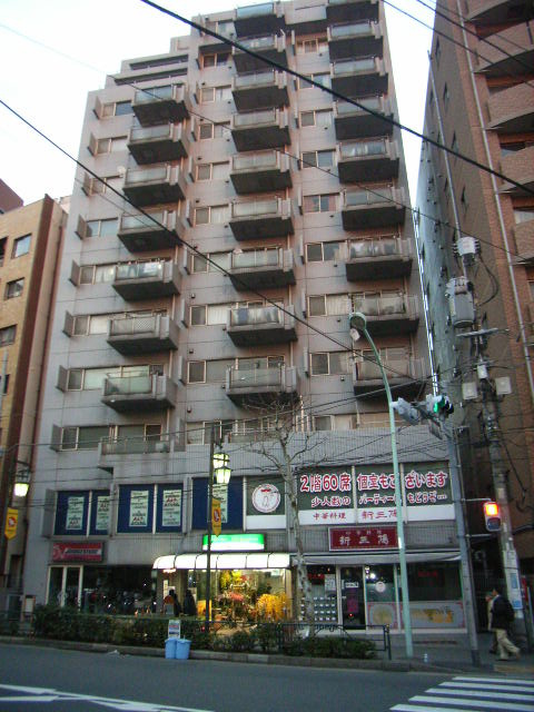 グランドシティ白山の外観