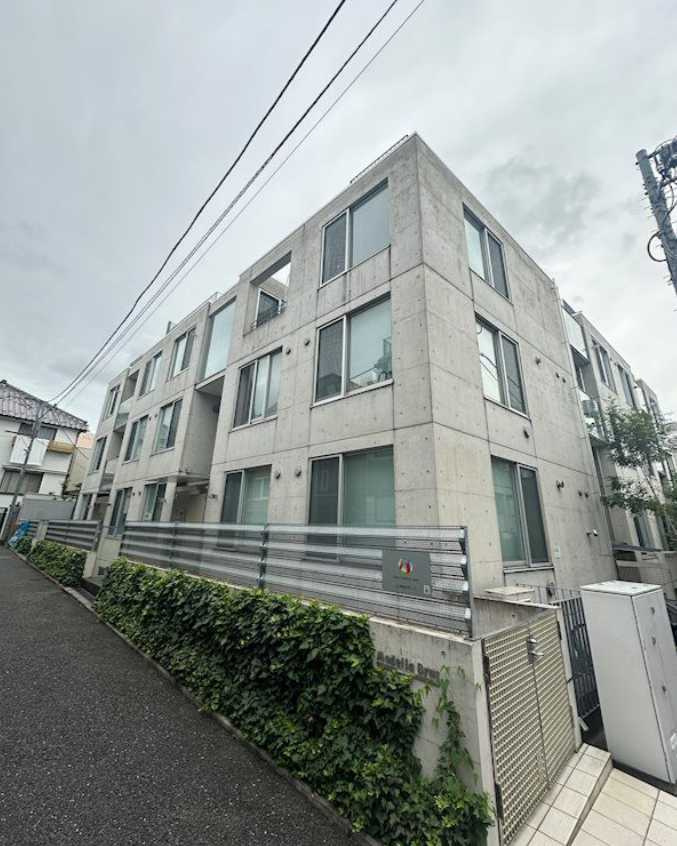 ZOOM表参道　デザイナーズ　ペット相談　分譲賃貸の外観
