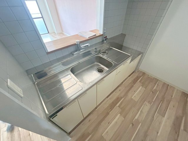 生島リバーサイドマンションD棟のキッチン