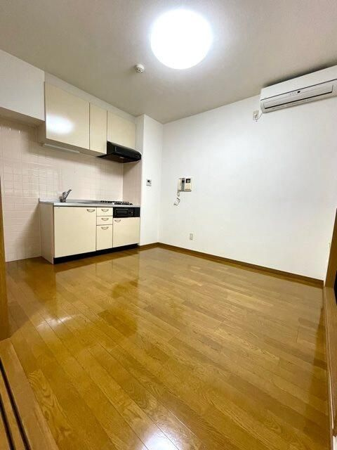 ラクラス田原町の居間・リビング