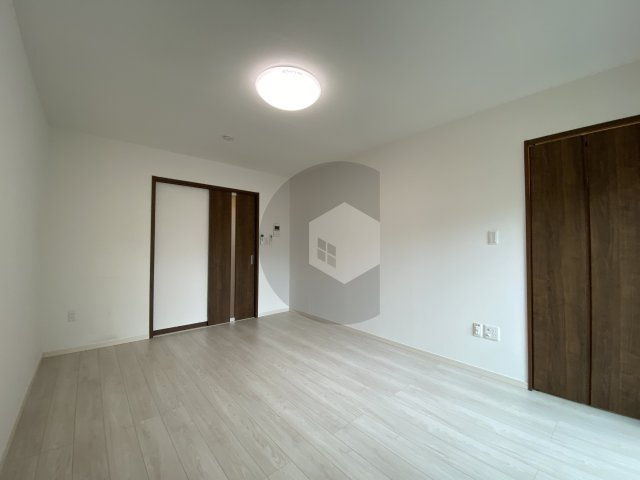 アーブル小阪の寝室