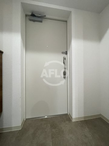 シャルールメゾン桃谷の玄関|シャルールメゾン桃谷　玄関
