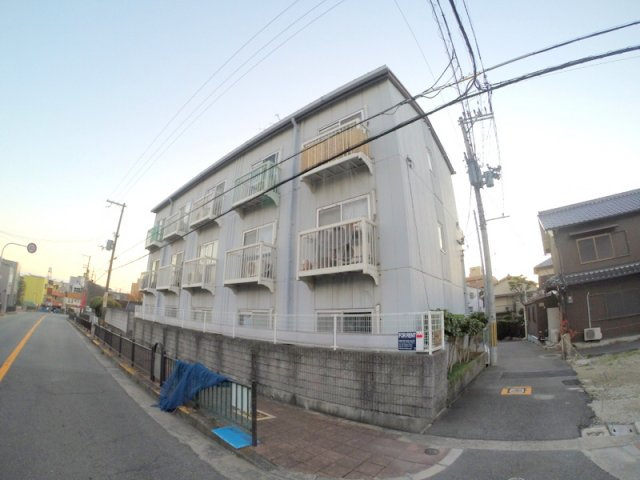 【外観】 | メゾン綾羽