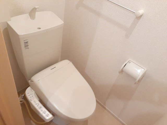 エクセランメゾンＣのトイレ|清潔感のあるトイレです