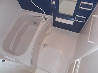 オーキッド・Ｋの浴室|きれいなお風呂です