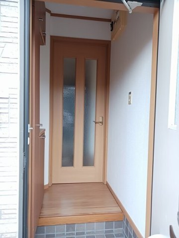 エレガンシアⅠの玄関|シンプルで使いやすい玄関です