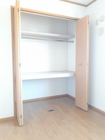 エレガンシアⅡの収納|収納豊富です