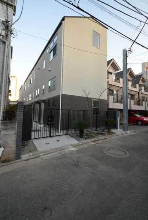 QUARTIERLATINSANGENCHAYA　デザイナーズ　ルームシェア可　テラスハウスのその他