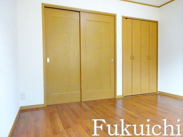 ラポール学芸大学の寝室