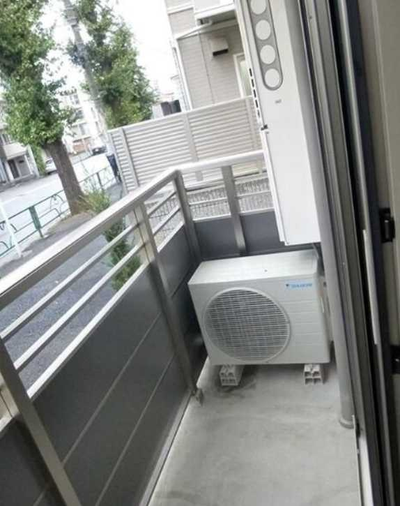 GRACEIKEJIRI　角部屋　築浅　雨戸のバルコニー