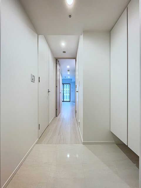 ＷＯＲＬＤ　ＴＯＷＥＲ　ＲＥＳＩＤＥＮＣＥの玄関