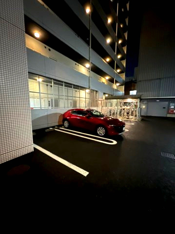 ラ・ヴィ・アン・ローズ　名古屋市賃貸　仲介手数料無料の駐車場