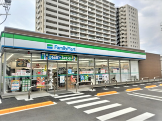 ファミリーマート さいたま宮原町一丁目店まで700ｍ