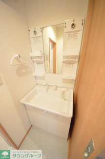 ☆朝も夜も活用！独立洗面台☆