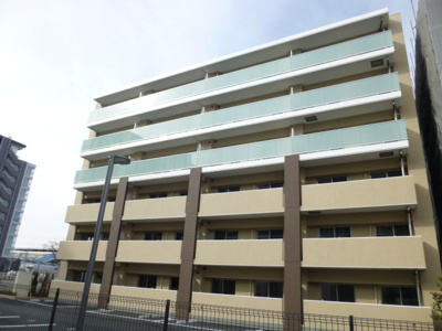 駅徒歩３分・通勤通学大変便利な立地です。