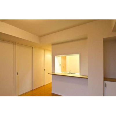 【居間・リビング】 | パークキューブ市ヶ谷 | ※写真は同タイプ住戸です。
