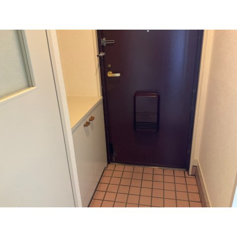 サンピアヒラタの玄関