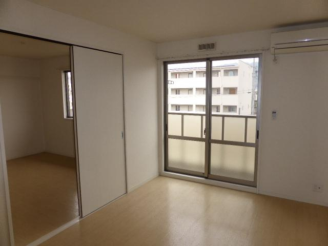 【居間・リビング】 | クオリア上之島町南