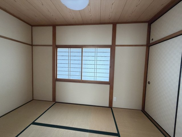 和歌山市太田貸家の寝室