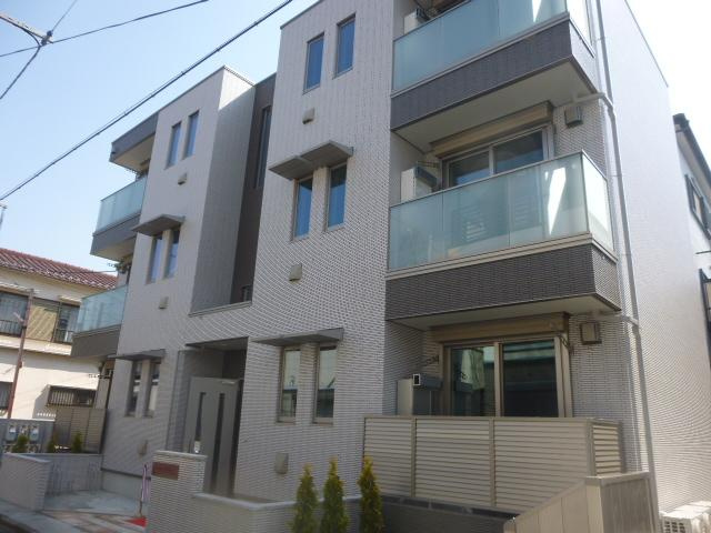ルミエール平井の外観