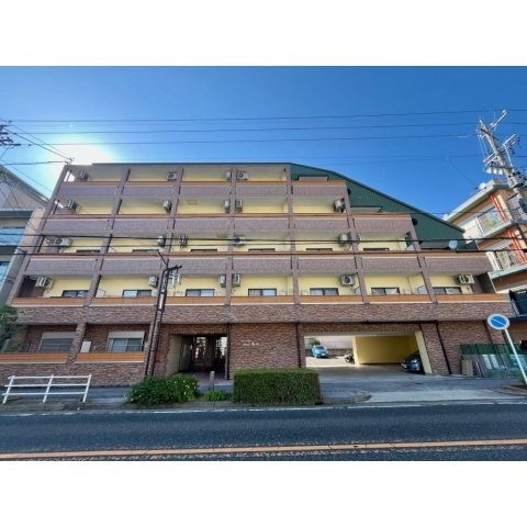 スリーディーガーデン本山の外観