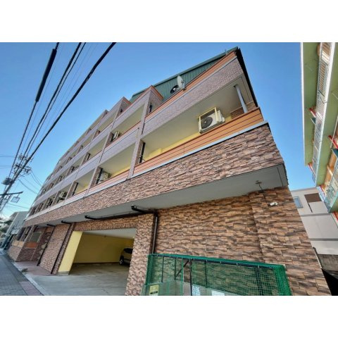 スリーディーガーデン本山の外観