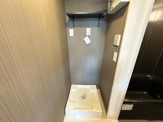 トウリ　ルームズ徳川東のその他|洗濯機置場