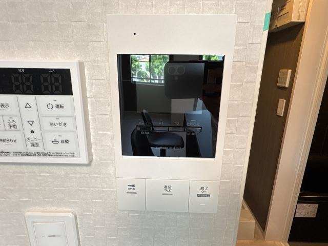 トウリ　ルームズ徳川東の内装|カメラ付インターホン