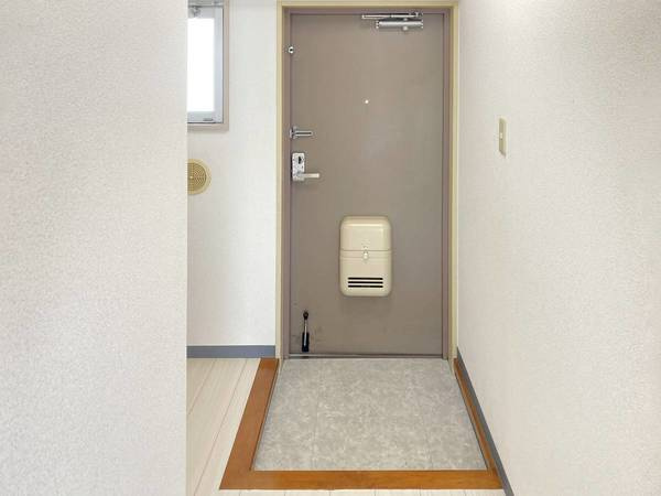ビレッジハウス古和釜5号棟の玄関|ビレッジハウスの同一物件・同一タイプの間取りの写真です