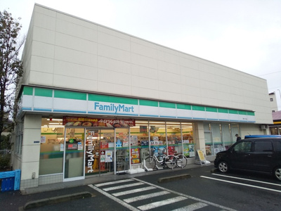 ファミリーマート奥戸七丁目店まで100ｍ