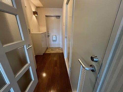 労住協千舟町ハイツの玄関