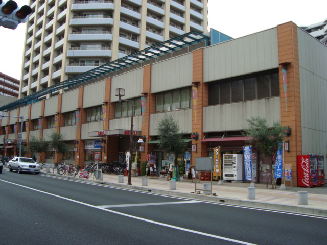 イーストフェザーの周辺|西友川口本町店まで637ｍ