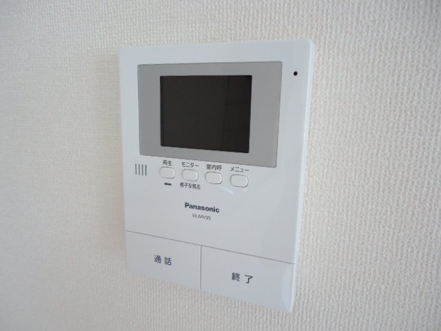 セラヴィの内装|カメラ付インターホン