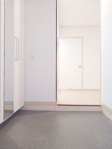 馬走グリーンハイツの玄関
