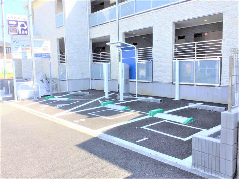 リブリ・横濱青葉台の駐車場