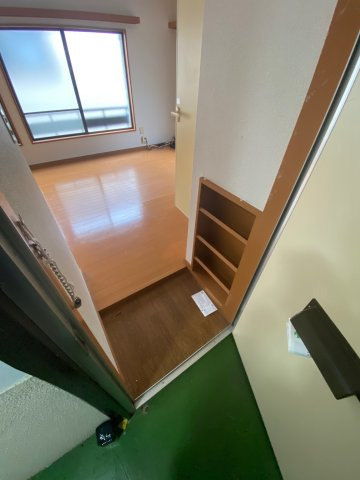 山一荘の玄関