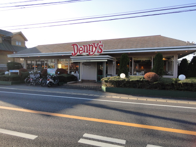 Glanz Ⅳの周辺|デニーズ成田店まで2,851ｍ