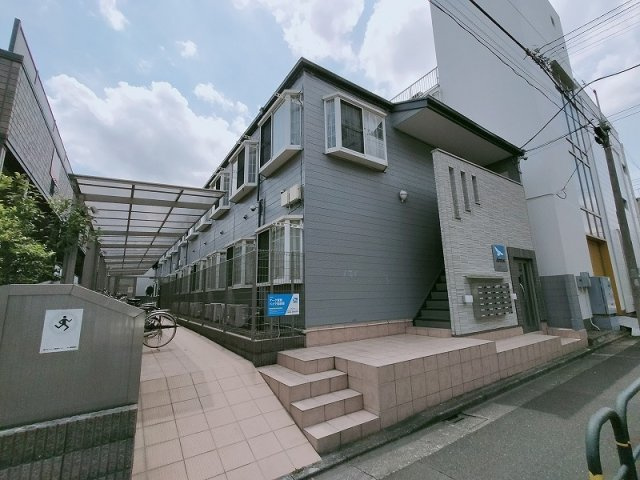 アーク東和の外観