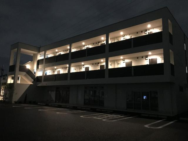 ルミエール高野の外観|外観写真（夜）